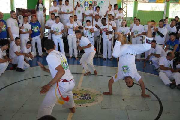 Lucas do Rio Verde accueille la 4e Coupe Nortão de Capoeira et atteint les podiums