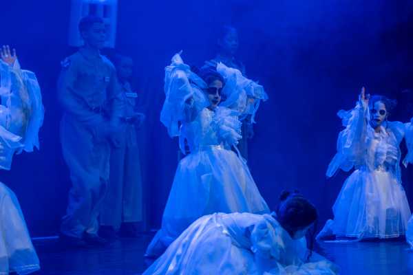 Espetáculo de dança relembra clássicos do cinema em Lucas do Rio Verde