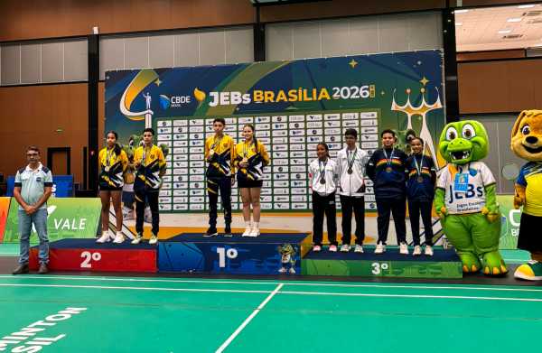Atletas de Lucas do Rio Verde conquistam medalhas em torneio de badminton